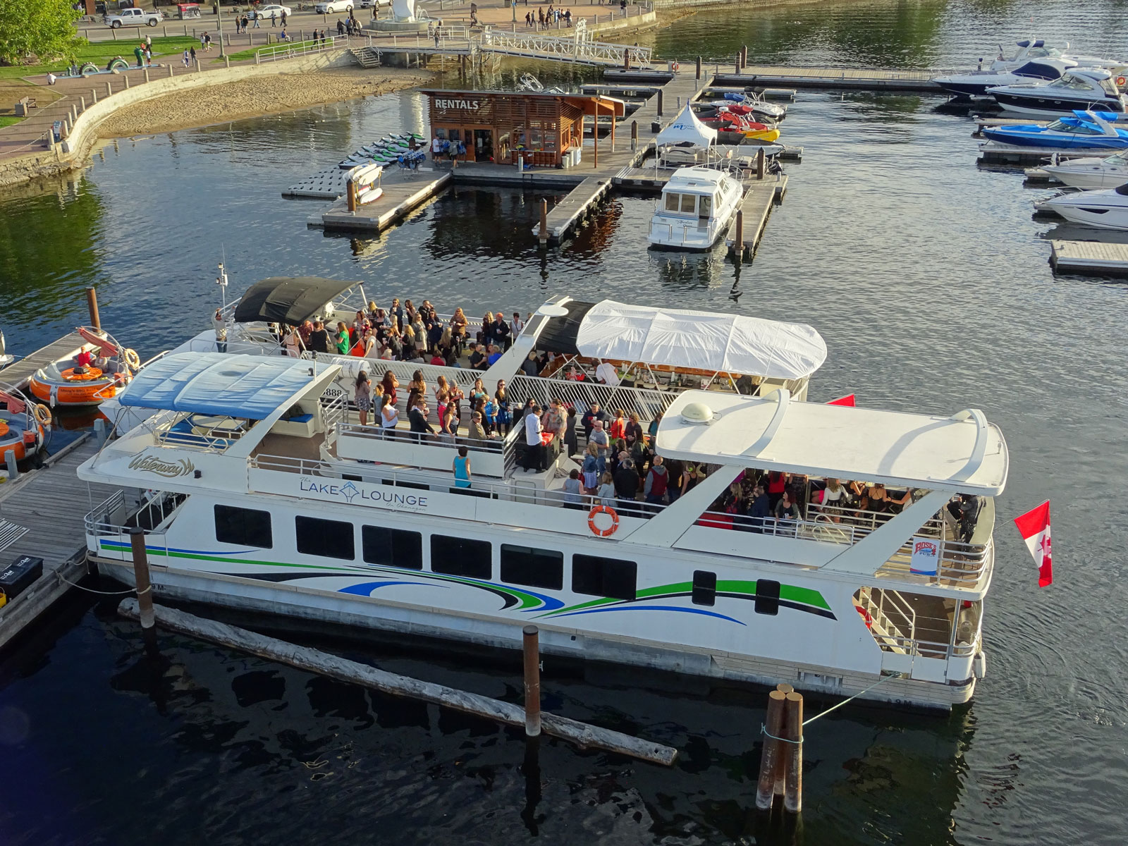 boat cruises in kelowna